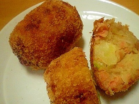 「焼き鮭たっぷり！　焼き鮭コロッケ」　　　♪♪